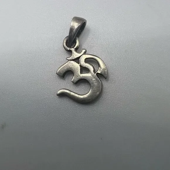 Om Sacred Sound Charm 925 Sterling Silver - Picture 2 of 4
